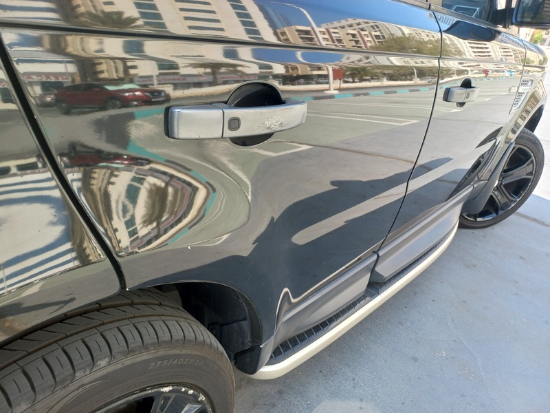 Used 2011 Range Rover Sport for sale in Abu Dhabi